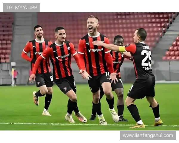 卡马亚与赫根的激烈对决分析及比赛前瞻展望